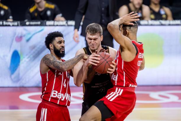 格以适应年 格以适应年