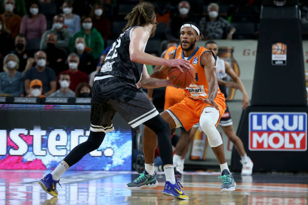 键时刻稳定 键时刻稳定