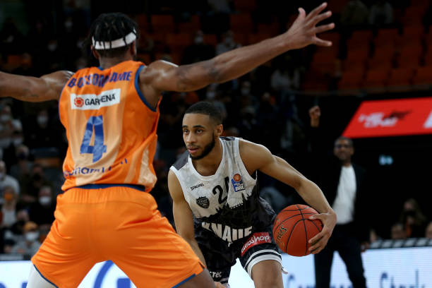 《光与影：33号远征队》再获年度！《时代》杂志评选