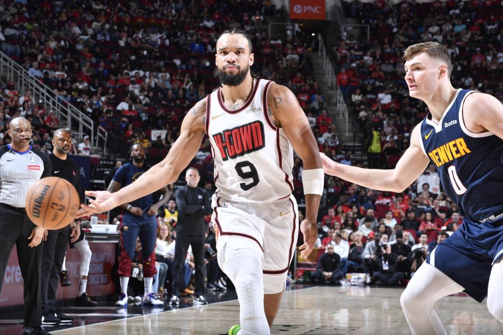 亚历山大40分雷霆擒狼12连胜 灰熊送太阳3连败